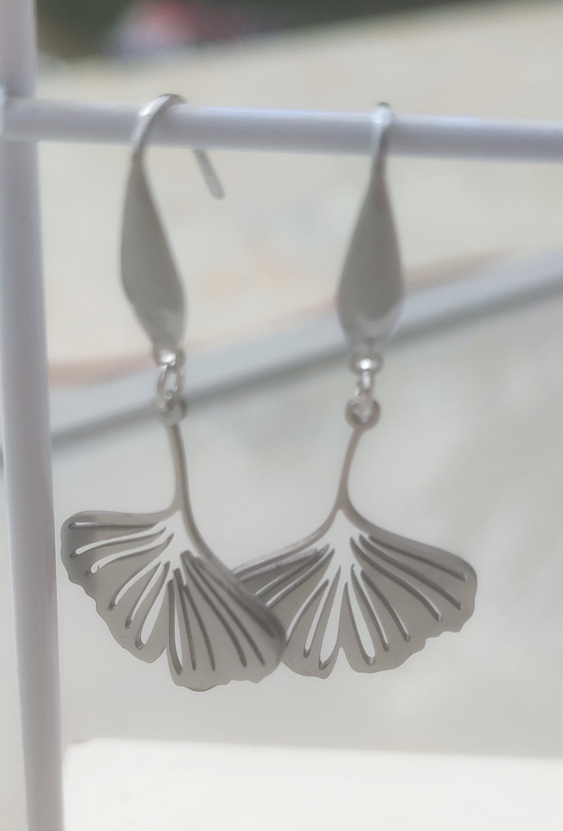Cercei din oțel inoxidabil – Design frunză de Ginkgo Biloba