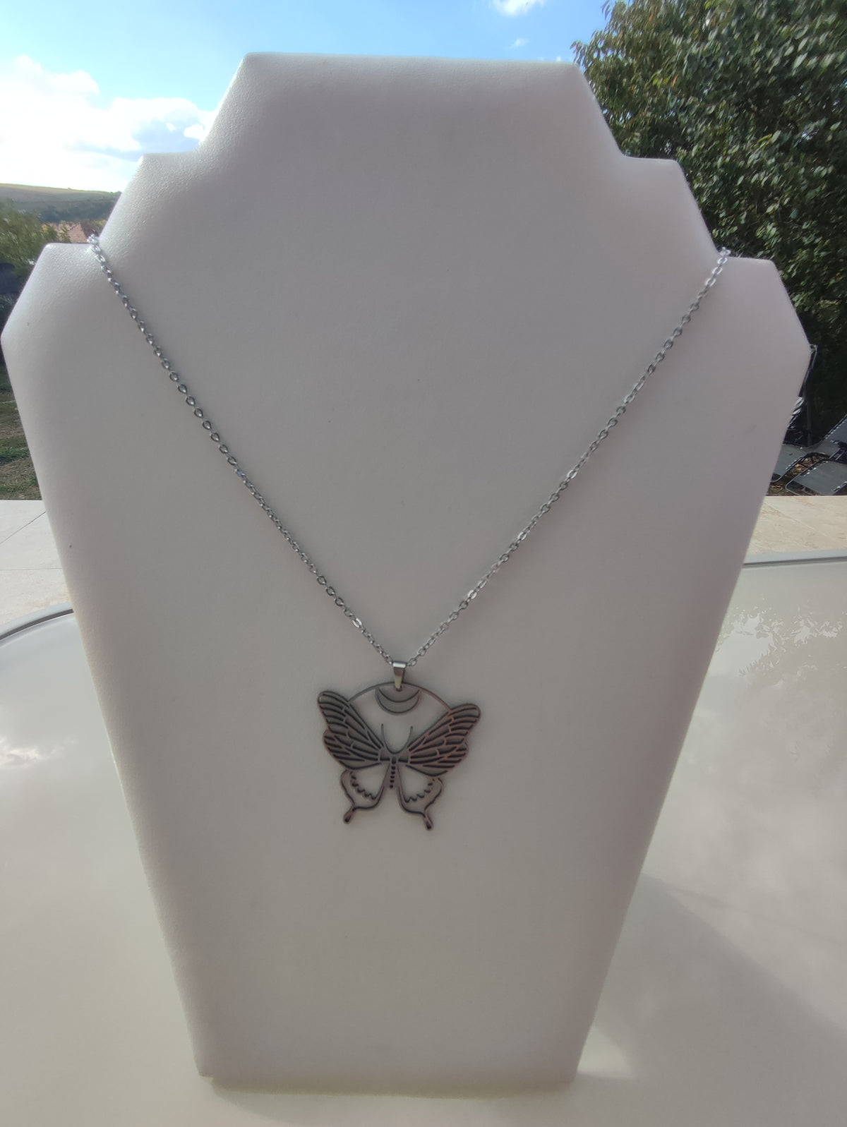 Colier Elegant cu Pandantiv Fluture