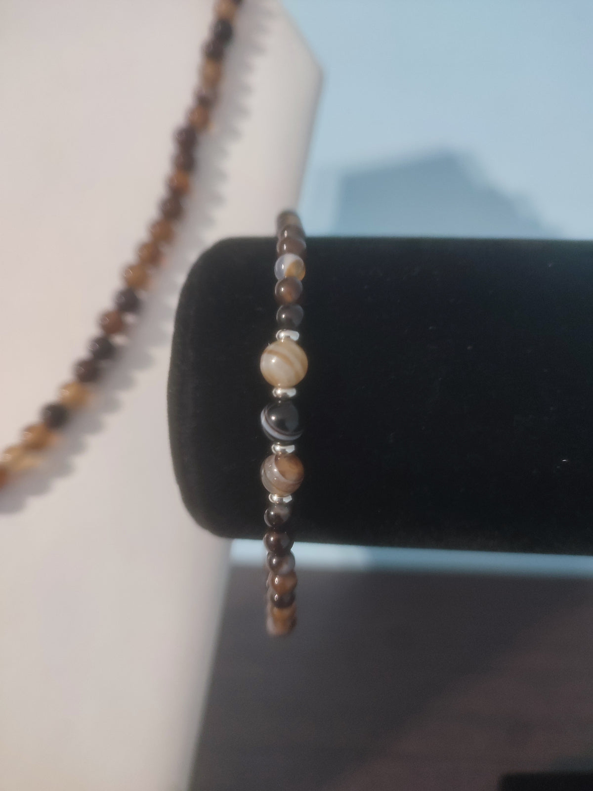 Brățară Handmade din Mărgele de Sticlă – Imitație Ochi de Tigru și Oțel Inoxidabil