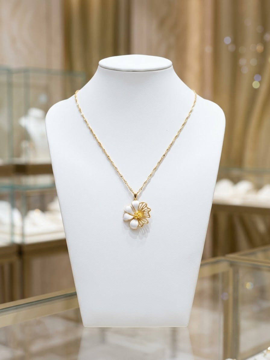 Colier Floare Regală – Strălucire și Eleganță