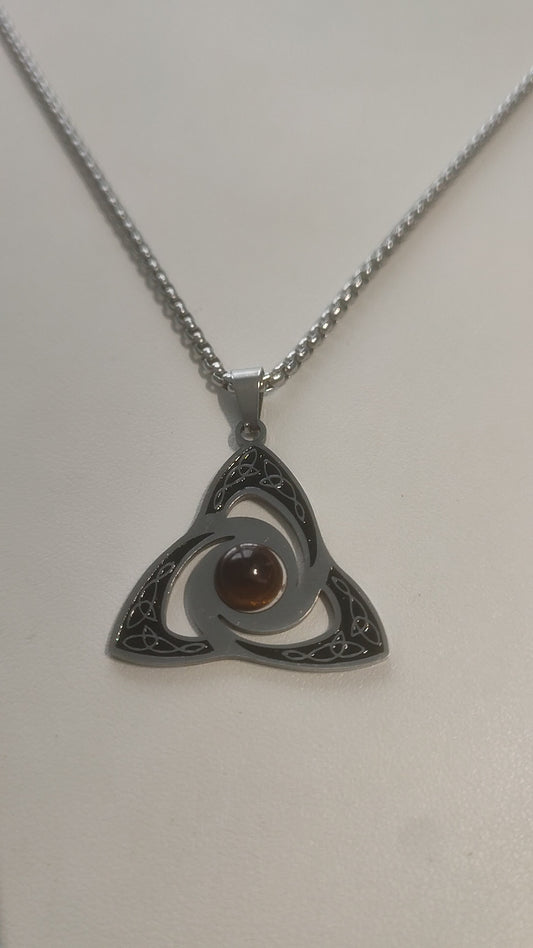 Colier Triquetra cu Piatră Ochi de Tigru