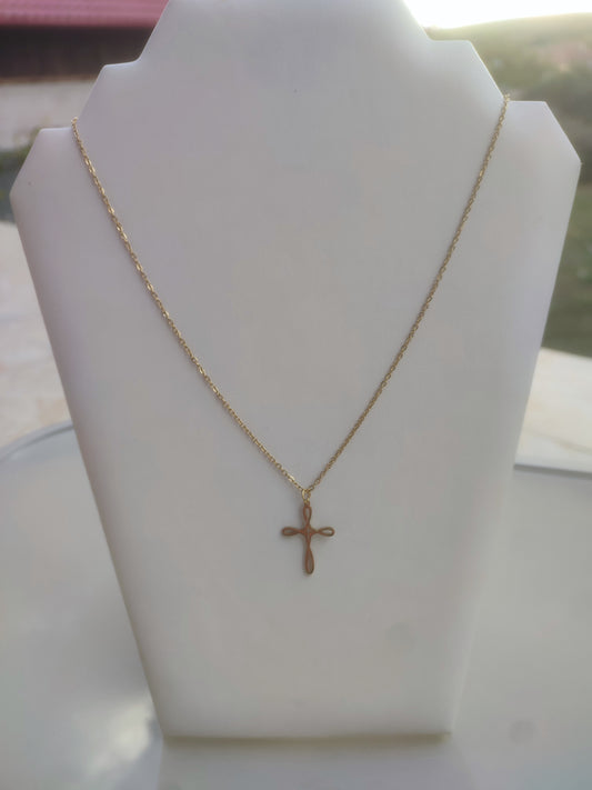 Colier Delicat cu Cruciuliță