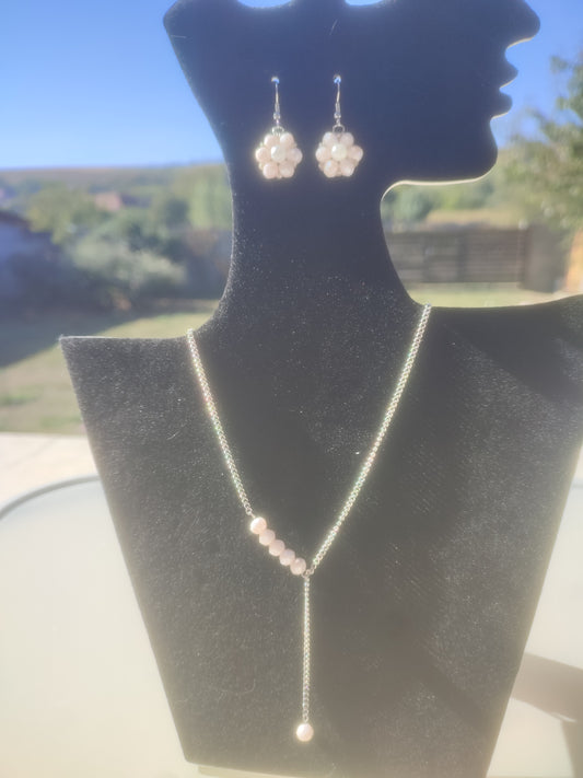 Set Bijuterii – Cercei și Colier Y